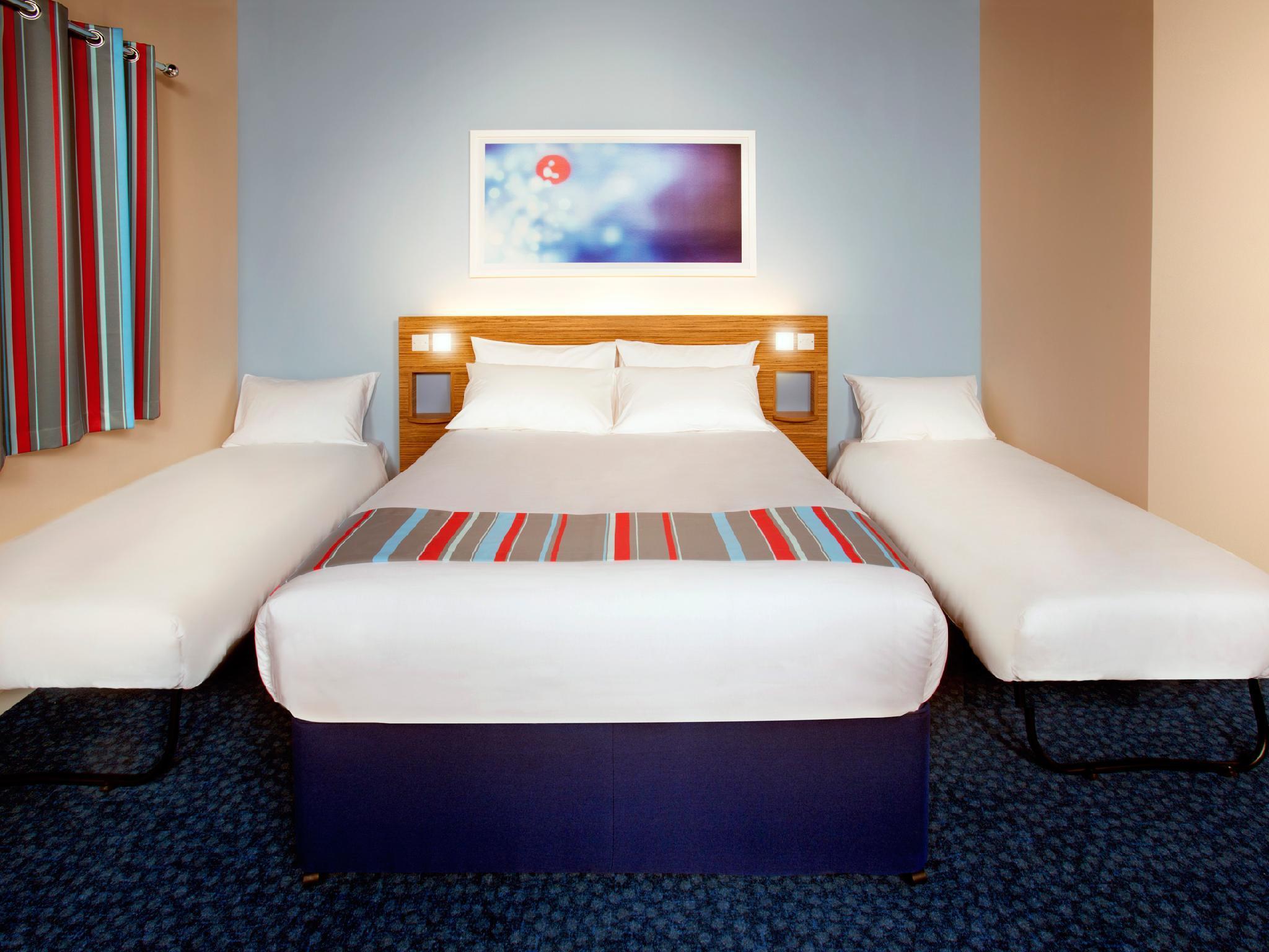 Travelodge Swansea Central Buitenkant foto