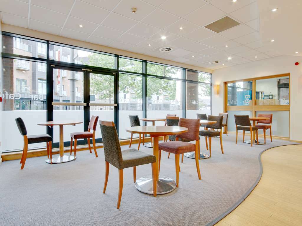 Travelodge Swansea Central Restaurant foto