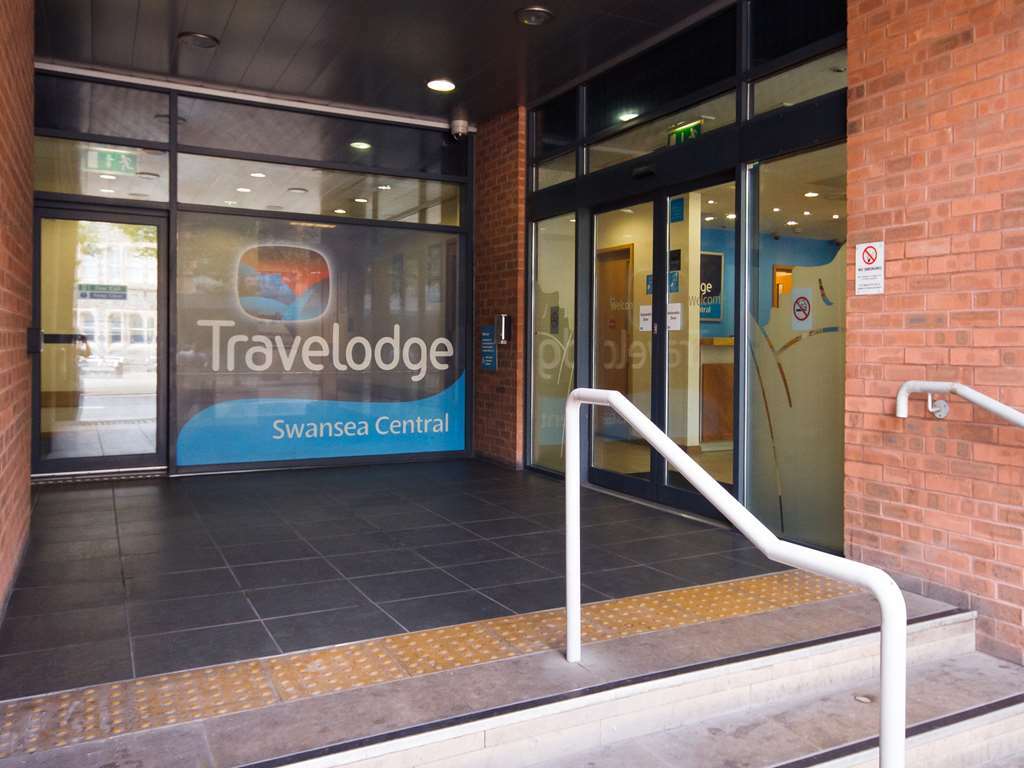 Travelodge Swansea Central Buitenkant foto